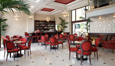 Royal Palace Resort & Spa
