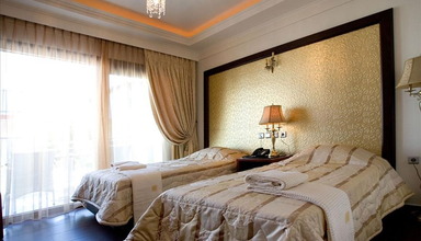 Royal Palace Resort & Spa