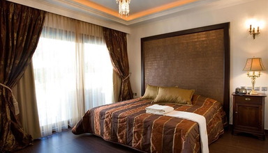 Royal Palace Resort & Spa