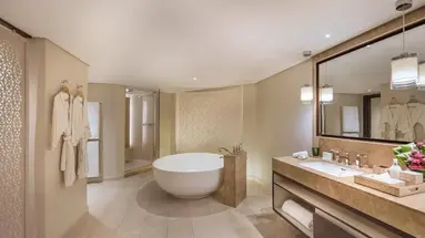 Royal Palm Beachcomber Luxury 