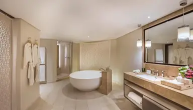 Royal Palm Beachcomber Luxury