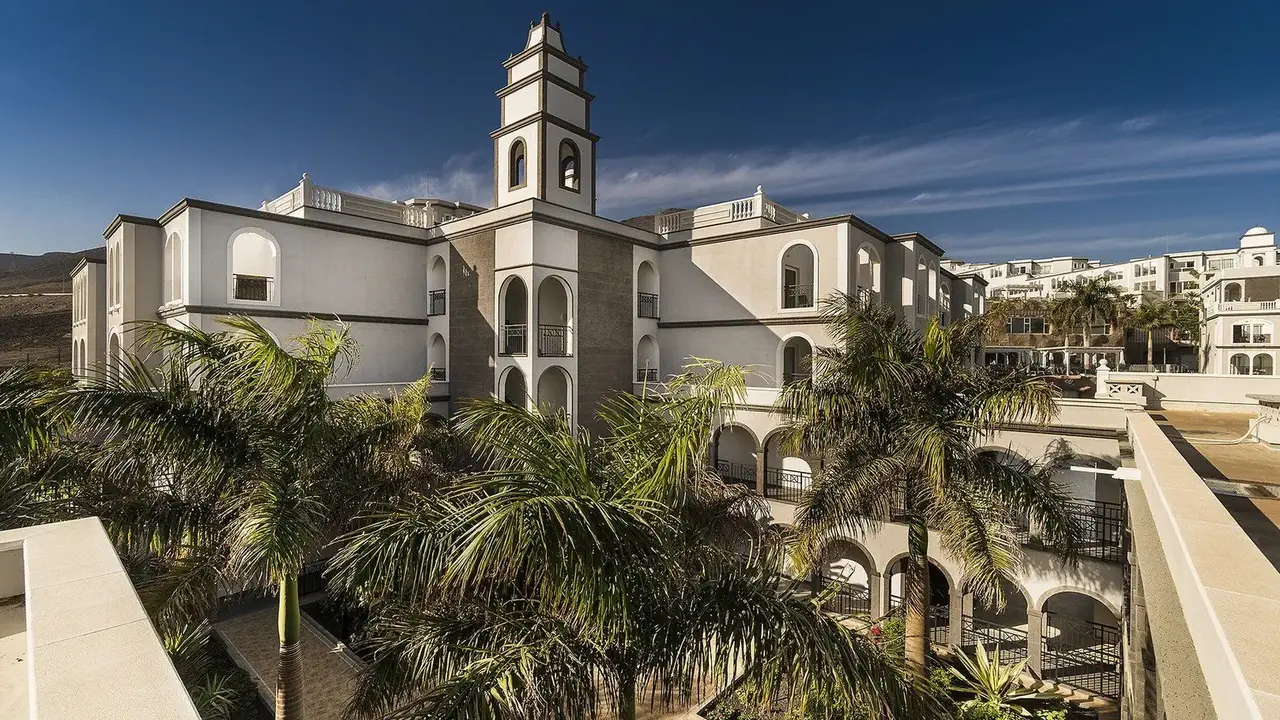 Royal Palm Resort & Spa