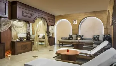 Royal Park and Spa