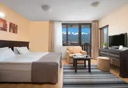 Royal Park Apartments