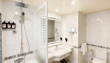 Royal Regency Club