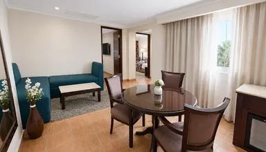 Royal Regency Club