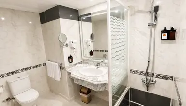 Royal Regency Club