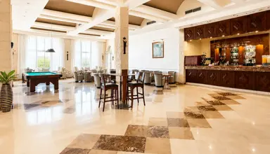 Royal Regency Club