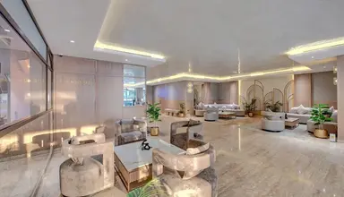 Royal Regency Suites