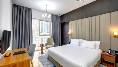 Royal Regency Suites