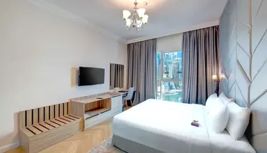 Royal Regency Suites