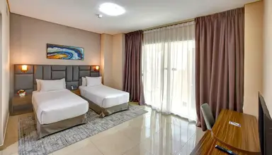 Royal Regency Suites