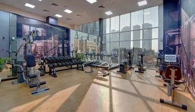Royal Regency Suites