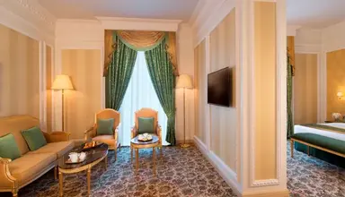 Royal Rose (Abu Dhabi)