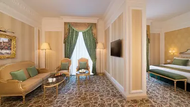 Royal Rose (Abu Dhabi)
