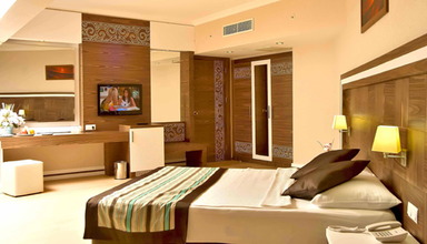 Royal Roxy Resort