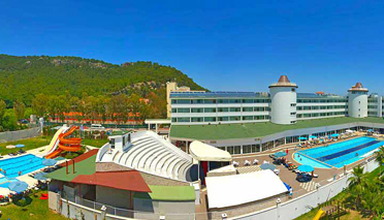 Royal Roxy Resort