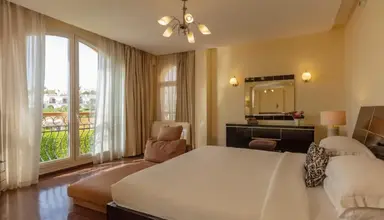 Royal Savoy