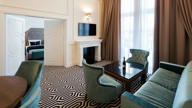 Royal & Spa