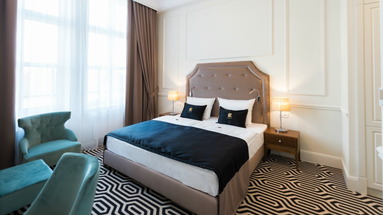 Royal & Spa