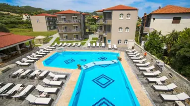 Royal & Suites (Polichrono)