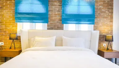 Royal & Suites (Polichrono)