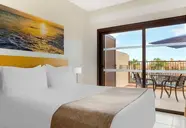 Royal Sunset Beach Club