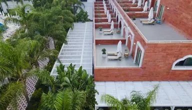 Royal Taj Mahal