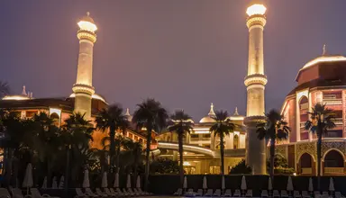 Royal Taj Mahal