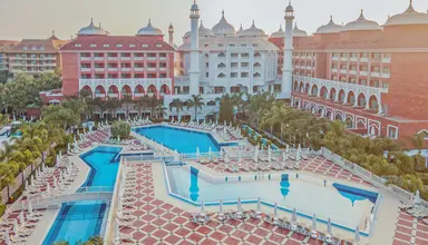 Royal Taj Mahal