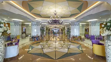 Royal Taj Mahal