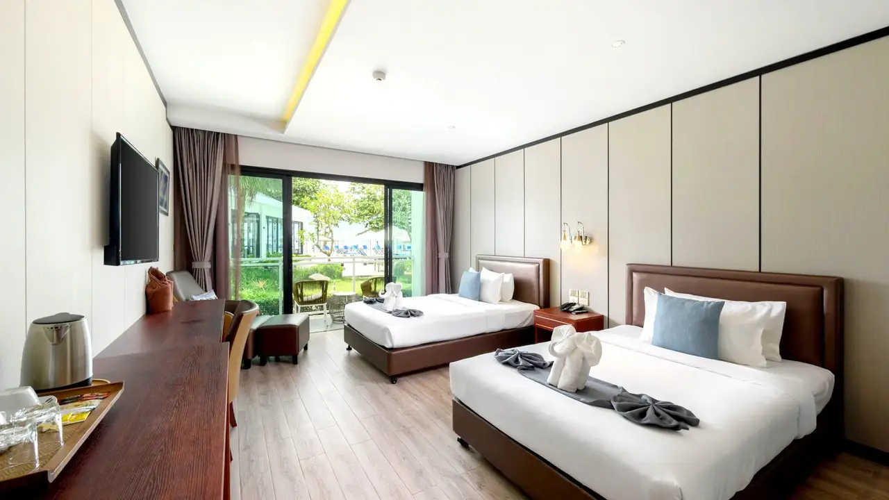Royal Yao Yai Island Beach Resort