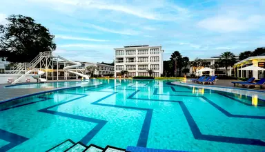 Royal Yao Yai Island Beach Resort