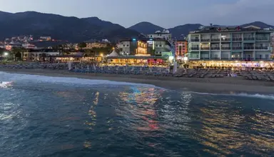 Royalisa Palmiye Beach