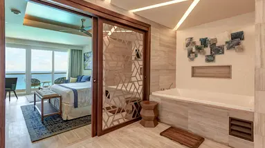 Royalton CHIC Cancun