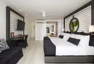 S Hotel Montego Bay