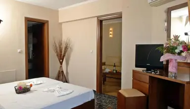 Sacallis Inn Beach
