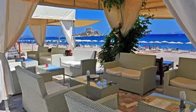 Sacallis Inn Beach