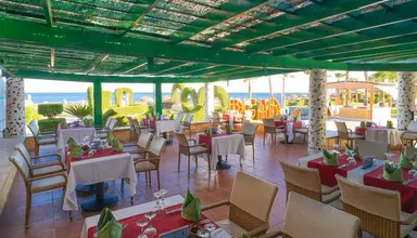 Safir Sharm Waterfalls Resort