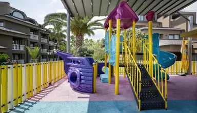 Sailors Beach Club