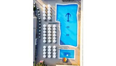 Sailors Beach Club
