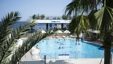 Sailors Beach Club