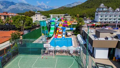 Sailors Beach Club