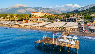 Sailors Beach Club