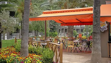 Sailors Beach Club