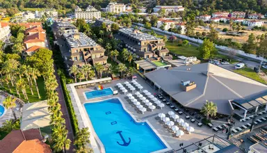 Sailors Beach Club
