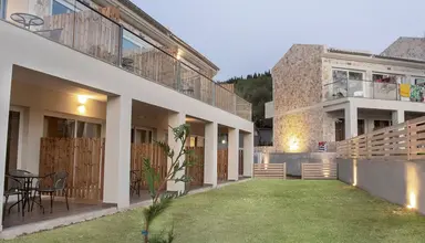 Saint George Palace (Agios Georgios)
