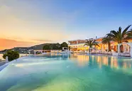 Saint John Villas And Spa