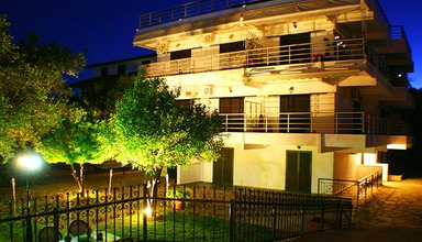 Salonikiou Beach Apartments