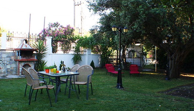Salonikiou Beach Apartments